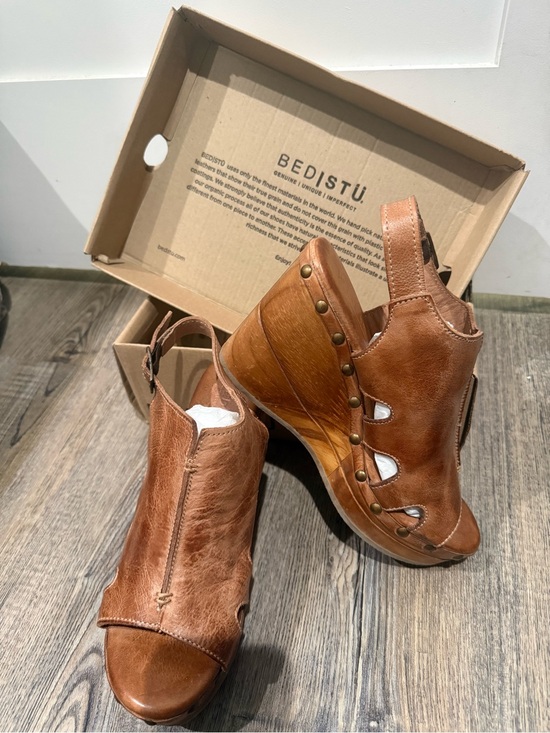 BED|STU Shoes - BED|STU Tan Brown Leather Studded Wooden Wedge Sandals